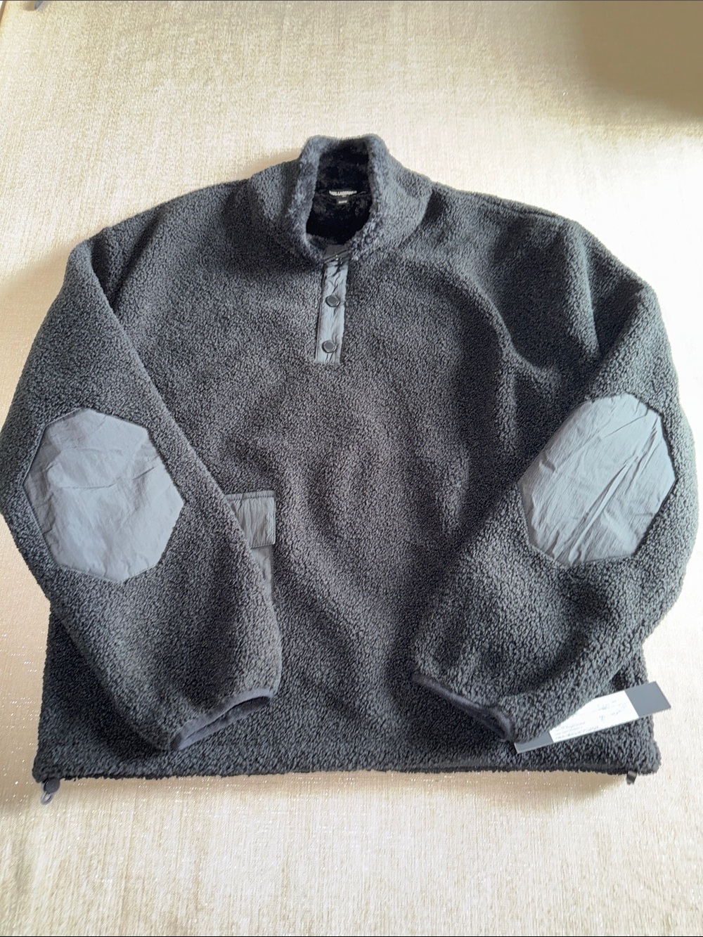 Karl Lagerfeld-NWT (Sample) Black Men’s M/Sherpa Pullover with Elbow Patches